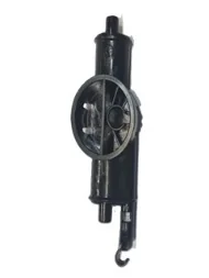 Направляющая нижнего поршня